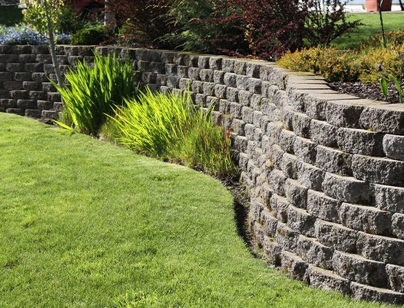Concrete Retaining Wall Construction